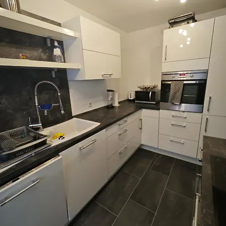 City Apartment Apartment *